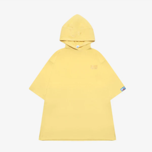 (Preorder) PONCHO - BbokAri / SKZ Sauna 