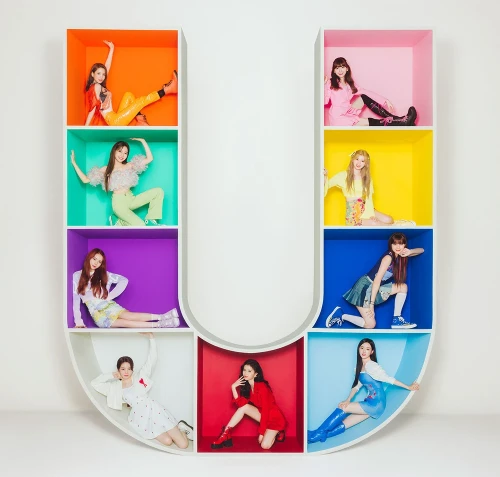 NiziU_-_U_promo.webp