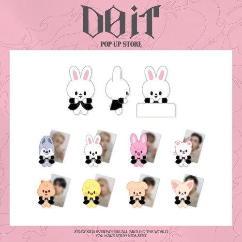 stray-kids-do-it-pop-up-store-skzoo-figure-climbing-ver..jpg