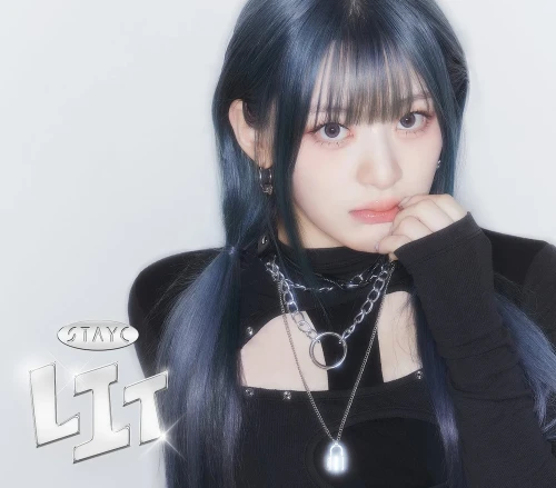 STAYC_Seeun_Lit_album_cover.webp